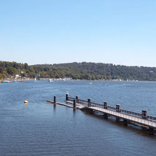 Essen Der wunderschöne Baldeneyesee in Essen