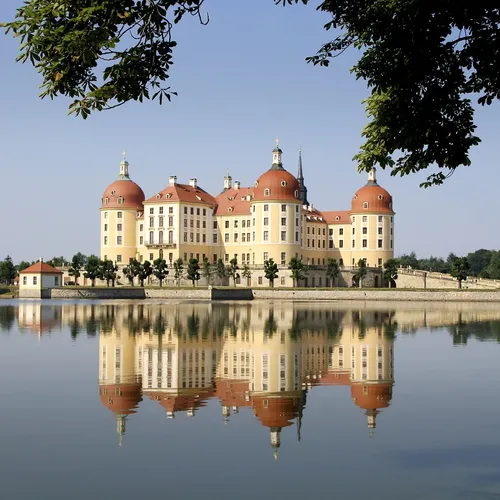 Dresden Das Schloss Moritzburg bei Dresden.