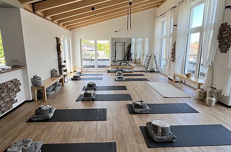 Loft Yogaraum Kursraum Sportraum Seminarraum